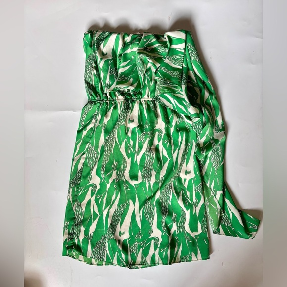 MM Couture Green and White Abstract Print Dress - Picture 1 of 6